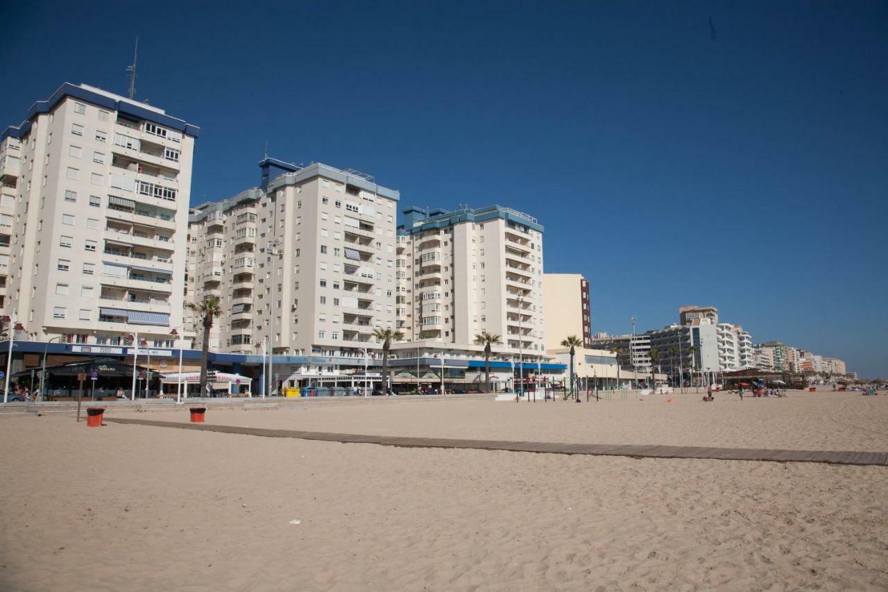 Sunset Victoria Beach Cádiz Exterior photo